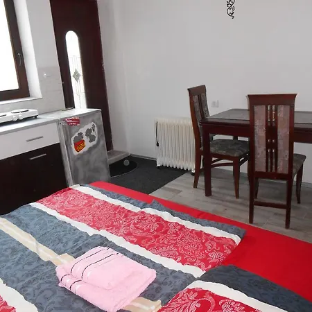 Guest house Lora *